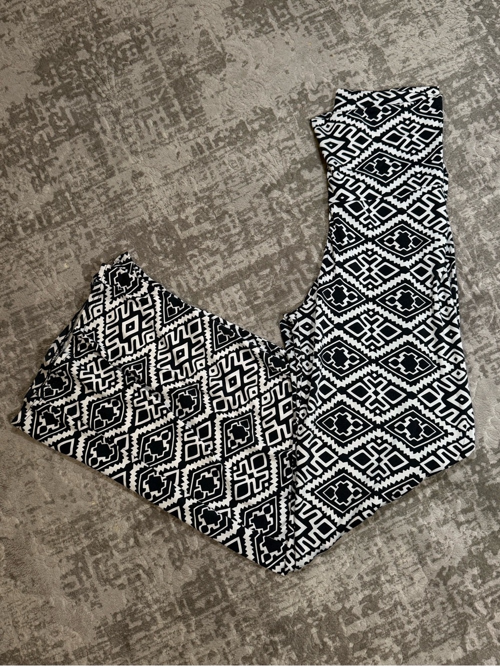 Haute Monde Black White Geometric Print Womens Large Fold Down Gauncho Pants Y2K